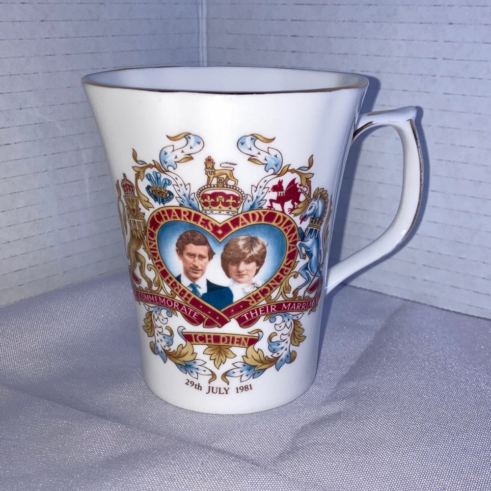 1981 vintage Commemorative Royal Wedding Mug Charles & Diana